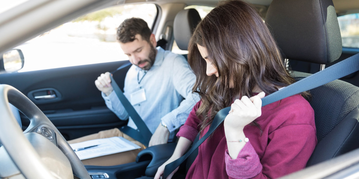 11 "Faux Pas" Which Are Actually OK To Do With Your Driver License Uk