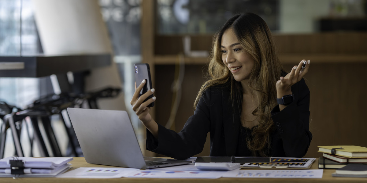 The Comprehensive Guide to E-commerce Marketing: Strategies for Success